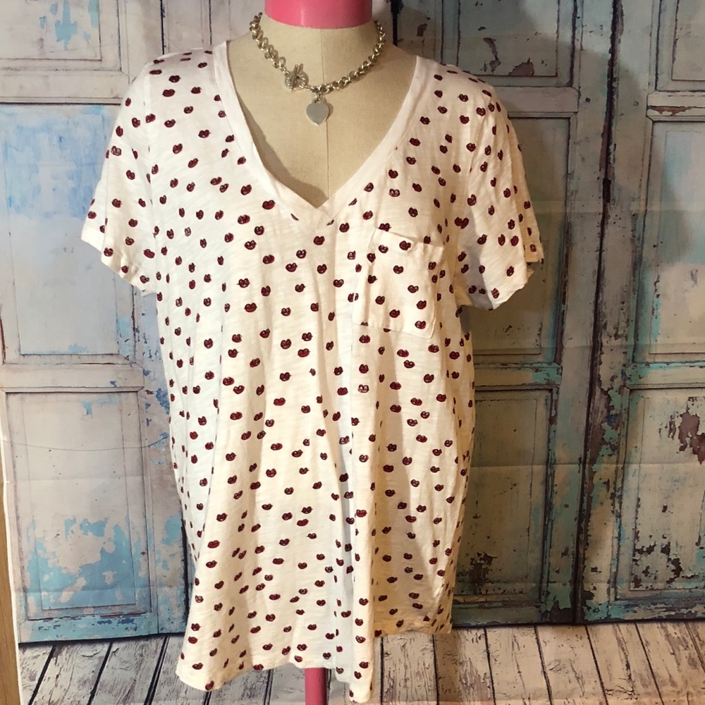 Torrid v neck tee